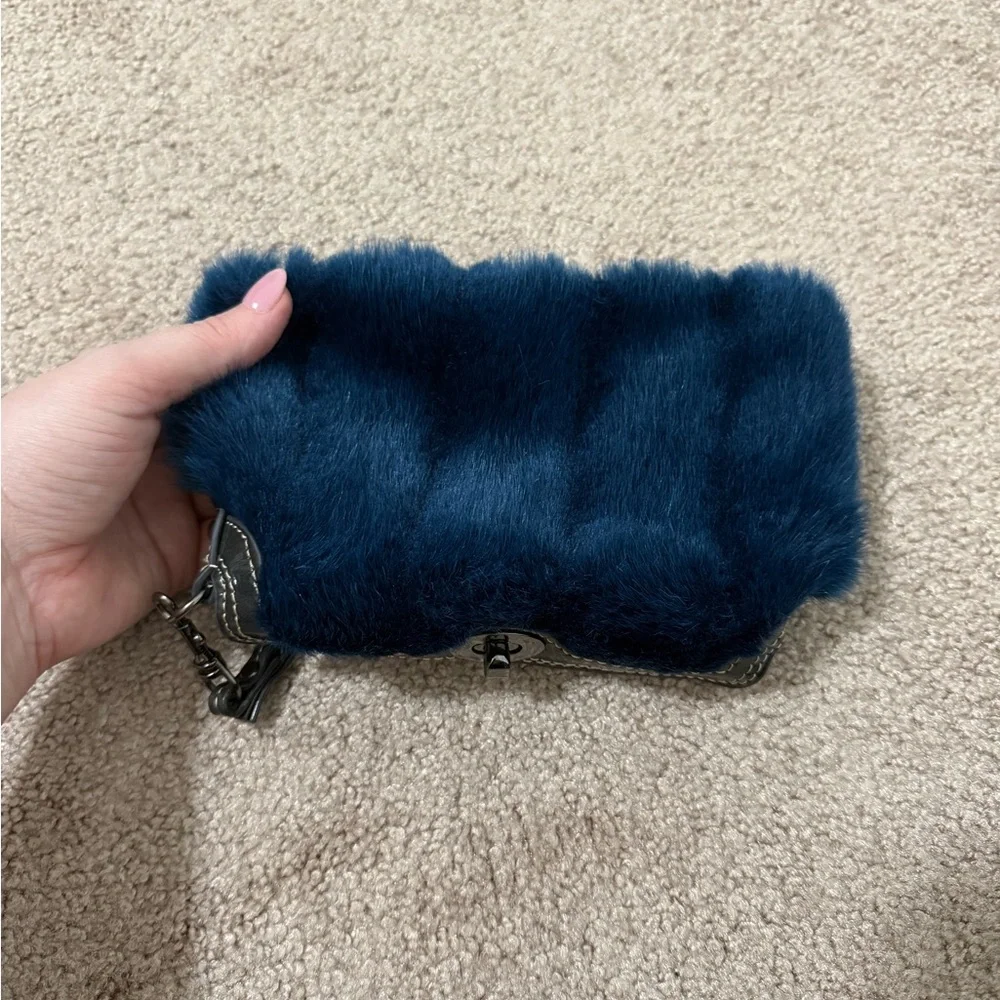 Sondra Roberts SR² Navy Faux Fur & Patent Leather Wristlet